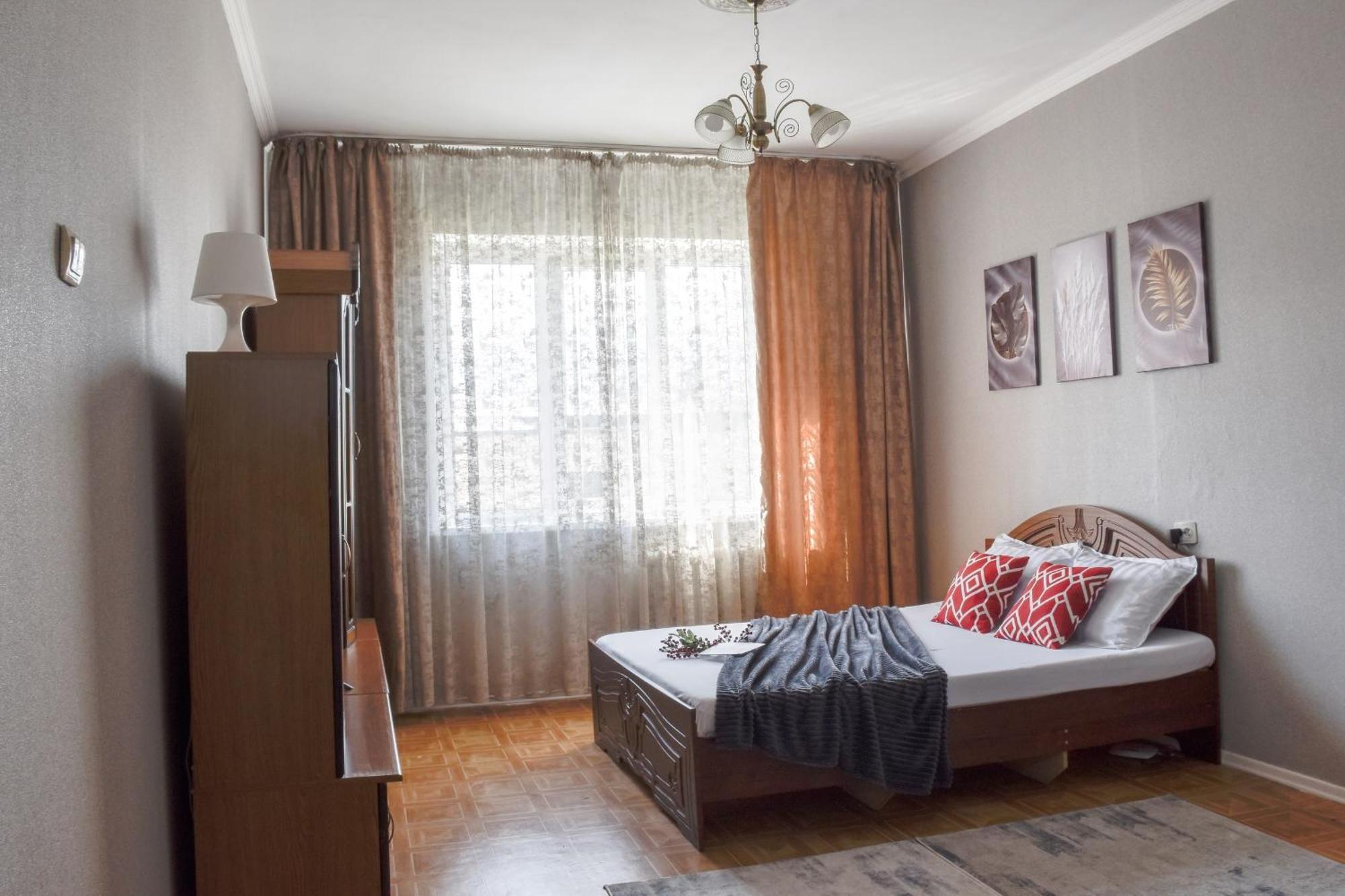 YourHouse Микрорайон Жетысу-2, дом 69 Алматы Экстерьер фото